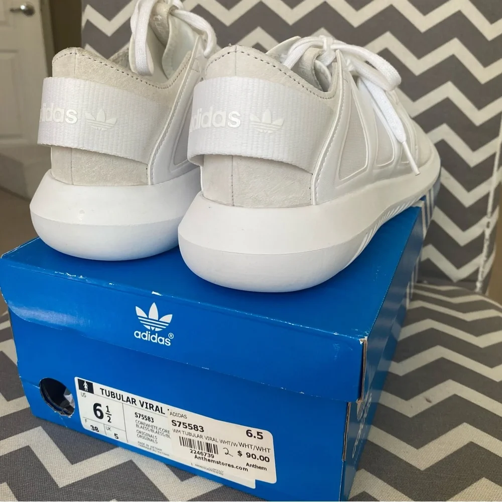 ADIDAS WHITE TUBULAR VIRAL - Picture 8 of 12